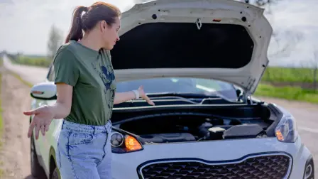 La asistencia vial es uno de los beneficios del seguro de auto, poco reconocido, pero muy utilizado.