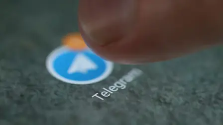 Telegram fue ⁠retirado temporalmente de la App Store de Apple en todo el mundo después de que ⁠el fabricante del iPhone denunciara que un usuario había compartido "material de abuso sexual infantil", dijo este martes la aplicación de mensajería.