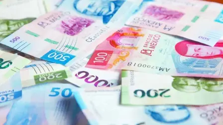 El peso ganó terreno en un mercado optimista por posibles negociaciones de paz entre EU e Irán que normalicen el tránsito por el estrecho de Ormuz.