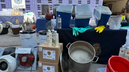Material incautado por la policía tras la desarticulación de la rama española del Cártel Jalisco Nueva Generación. Foto: Europa Press