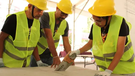 La capacitación reunió a trabajadores y personas interesadas en fortalecer sus habilidades en sistemas ligeros de construcción