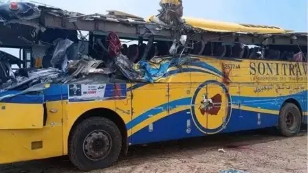 21 muertos y 37 heridos tras colisión de dos autobuses