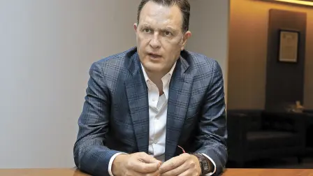Querétaro es la primera entidad con una estrategia integral para prevenir y atender las adicciones digitales, dijo Mauricio Kuri.