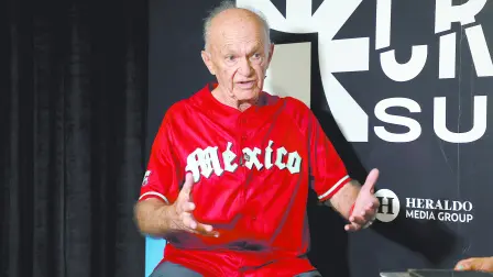 “Me encanta tener una organización bien definida, que seguirá por muchísimos años y la razón de haber inscrito a Diablos Rojos en la Bolsa de Valores  es para que tenga muchos más compromisos con el público que quiera ser socio”