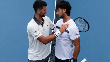 Thiago Tirante remonta y elimina a Novak Djokovic