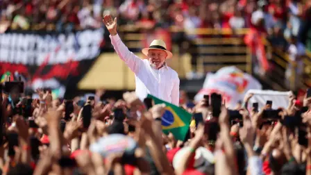 Campaña de reelección del presidente brasileño Lula en el estadio Primeiro de Maio de Sao Bernardo do Campo.