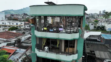 A drone view of a partially collapsed building, following an earthquake, in Pereira, Colombia August 17, 2026. REUTERS/Juan Felipe Leon