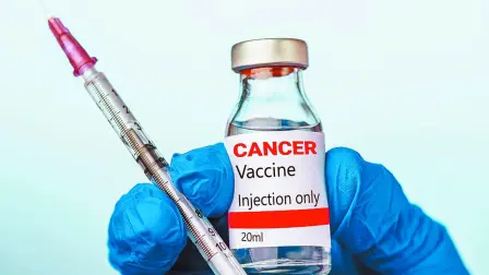 Los laboratorios farmacéuticos estadounidenses Merck y Moderna anunciaron este miércoles resultados positivos en la última fase de los ensayos clínicos de su tratamiento experimental con ARN mensajero contra el cáncer de piel, dirigido a pacientes con melanoma avanzado.
Para más información del tema, visita: https://www.eleconomista.com.mx/arteseideas/moderna-merck-anuncian-resultados-positivos-vacuna-cancer-piel-20260819-829039.html 

Twitter: https://twitter.com/eleconomista 
Sitio web: https://www.eleconomista.com.mx/ 
Facebook: https://www.facebook.com/ElEconomista.mx 
Instagram: https://www.instagram.com/eleconomistamx 

#ElEconomista #EETV #ArteseIdeas