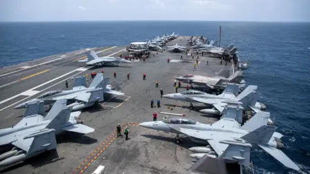 Portaaviones USS George Washington desplegado en el Mar Arábigo.