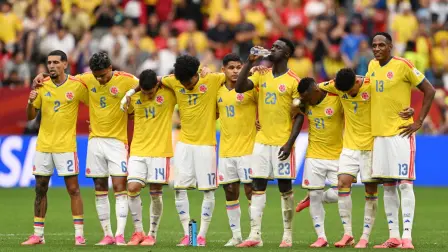 VANCOUVER, CANADA - JULY 07: Colombia players react in the penalty shootout during the FIFA World Cup 2026 Round of 16 match between Switzerland and Colombia at BC Place Vancouver on July 07, 2026 in Vancouver, British Columbia, Canada.   David Ramos/Getty Images/AFP (Photo by David Ramos / GETTY IMAGES NORTH AMERICA / Getty Images via AFP)