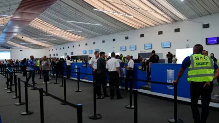 Aeropuerto internacional Simón Bolívar en Venezuela.