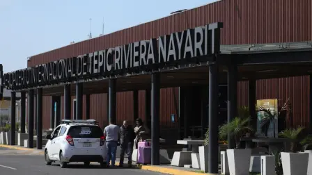 De acuerdo con los documentos aeronáuticos oficiales, la terminal aérea continúa registrada formalmente como Aeropuerto Internacional Amado Nervo