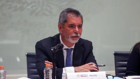 Conferencia del secretario de Hacienda y Crédito Público, Édgar Amador Zamora, sobre el Paquete Económico 2027.
