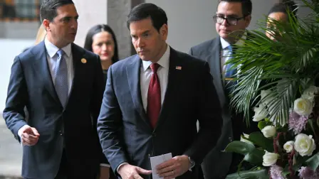 US Secretary of State Marco Rubio (C) and Ecuadors Foreign Affairs Minister Roberto Kury (L) arrive at a press conference at Carondelet Palace in Quito on September 9, 2026.  (Photo by Rodrigo BUENDIA / AFP)