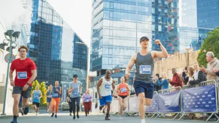 La ingesta de carbohidratos puede influir decisivamente en el rendimiento físico de los corredores de pruebas de ultrarresistencia como el maratón.
