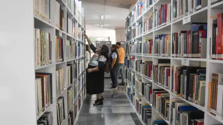 Se trata de la primera ocasión en una década en que se anuncia una política de adquisición masiva de ejemplares físicos para incorporarlos a la red de bibliotecas del Estado.