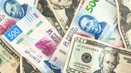 El peso pierde terreno ante un avance del dólar, presionado por las expectativas de que el banco central mantendría sin cambios su tasa de interés el jueves.

Para más información del tema, visita: https://www.eleconomista.com.mx/mercados/precio-dolar-hoy-22-septiembre-2026-cuanto-cotiza-20260922-834701.html

¡Síguenos en nuestras redes sociales para mantenerte informado! 

Twitter: https://twitter.com/eleconomista 
Sitio web: https://www.eleconomista.com.mx/ 
Facebook: https://www.facebook.com/ElEconomista.mx 
Instagram: https://www.instagram.com/eleconomistamx 

#ElEconomista #EETV #Mercados