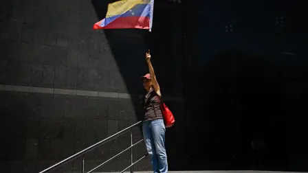 Los manifestantes cuestionaron la representación de Rodríguez ante la ONU, tras asumir el poder en enero.