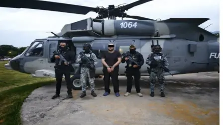 Fuerzas federales detuvieron en Tepalcatepec, Michoacán, a Edgar Valeriano “N”, alias “El Kamoni”, señalado como jefe regional del Cártel de Tepalcatepec.