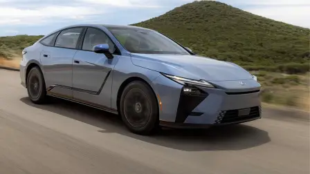 Lexus ES 350h Luxury 2026 llega a México