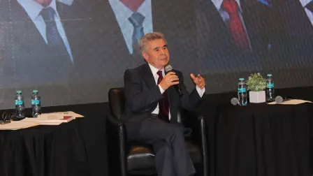 El exgobernador de Querétaro, en el periodo 1991-1997, Enrique Burgos Gracía.