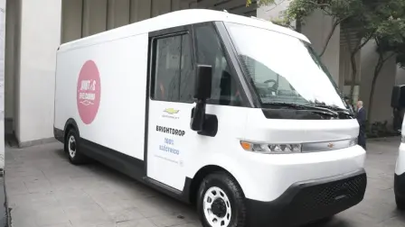 GM dona dos Chevrolet BrightDrop eléctricas