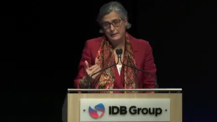 Anacláudia Rossbach, directora ejecutiva de ONU-Habitat, durante su participación en el IV Foro Regional de Vivienda 2026, organizado por el BID.