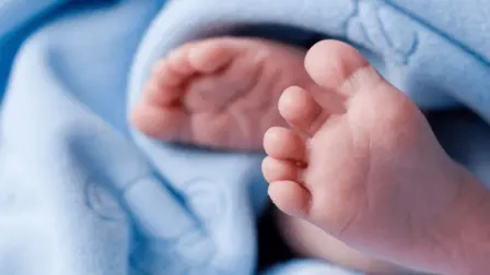 El IMSS informó este martes que destituyó a la doctora Roxana Blanca Rivera, delegada en Durango, tras la muerte de cinco recién nacidos en la Unidad de Cuidados Intensivos Neonatales del Hospital General de Zona número 1.

Para más información del tema, visita: https://www.eleconomista.com.mx/politica/imss-destituye-delegada-durango-muerte-5-recien-nacidos-20261006-837171.html

¡Síguenos en nuestras redes sociales para mantenerte informado! 

Twitter: https://twitter.com/eleconomista 
Sitio web: https://www.eleconomista.com.mx/ 
Facebook: https://www.facebook.com/ElEconomista.mx 
Instagram: https://www.instagram.com/eleconomistamx 

#ElEconomista #EETV #Política