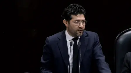 El secretario del Trabajo y Previsión Social, Marath Bolaños, defendió la política laboral durante su comparecencia en la Cámara de Diputados.