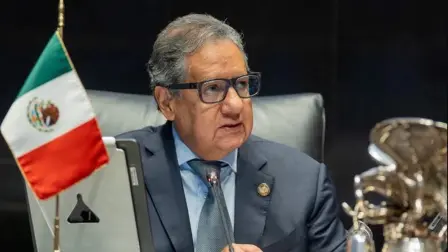 El presidente de la Mesa Directiva de la Cámara de Senadores, Higinio Martínez Miranda
