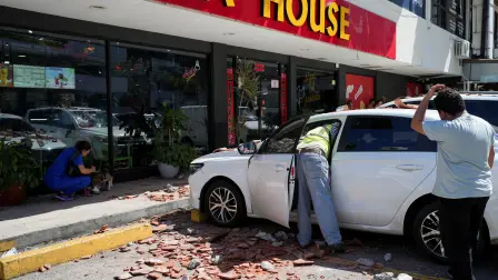 La SRE informó que no tiene reportes de mexicanos afectados por el sismo de magnitud 7.7 en Panamá y puso a disposición líneas de emergencia consular.