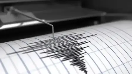 El USGS revisó a 7.7 la magnitud del terremoto, tras una primera estimación de 8 y una segunda de 7.6. Los sismos en la capital panameña son inusuales y ocurren principalmente en la provincia de Chiriquí.