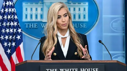 Donald Trump contempla reubicar a Katie Zacharia en otro puesto de su administración, luego de las críticas por su desempeño ante los medios y la controversia sobre sus credenciales profesionales.