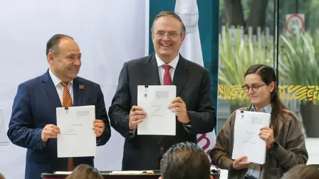 El secretario de Economía, Marcelo Ebrard, en una conferencia de prensa en la Ciudad de México sobre las metodologías en materia de contenido nacional de los sectores de hidrocarburos, eléctricos y biocombustibles.
