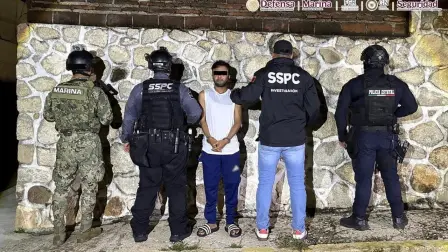 Eliceo Valente Ramírez, alias El Junior, fue detenido el 11 de octubre en Acapulco; autoridades lo identifican como presunto jefe de sicarios vinculado con Los Rusos.