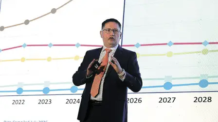 Guido Vildozo, consultor de Mobility Global, participó en el Foro Automotor 2026 organizado por la Asociación Mexicana de Distribuidores de Automotores (AMDA).