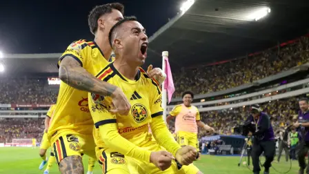America's midfielder #28 Erick Sanchez  celebrates after scoring his team's second goal goal during the Liga MX Apertura tournament football match between Atlas and America at the Jalisco stadium in Guadalajara, Jalisco state, Mexico on October 21, 2026. (Photo by Ulises RUIZ / AFP)