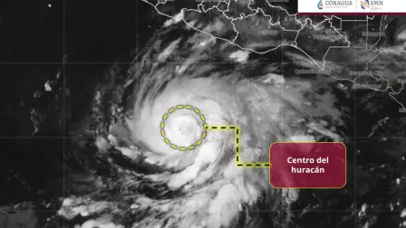 El huracán Vance alcanzó la categoría 1 en el Pacífico mexicano y podría intensificarse a categoría 3 durante la mañana del sábado, mientras se desplaza frente a las costas del occidente del país.
