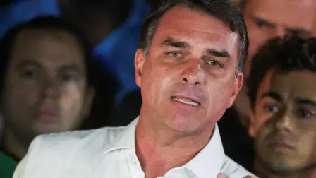 Brazilian presidential candidate Flavio Bolsonaro of the Liberal Party (PL) speaks after losing the presidential runoff election, in Brasilia, Brazil October 25, 2026. REUTERS/Adriano Machado