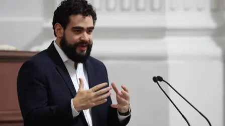 Juan Pablo de Botton Falcón, titular Secretaría de Administración y Finanzas (SAF), compareció ante el Congreso de la Ciudad de México capitalino con motivo de la glosa del Segundo Informe de Gobierno