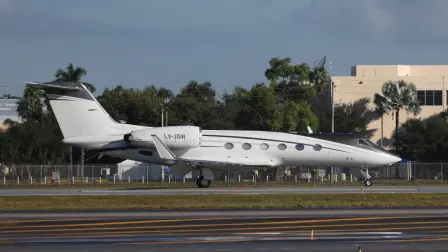 The plane carrying Flavio Bolsonaro arrives at Opa Locka Executive Airport in Miami, Florida on October 28, 2026. Brazil's defeated right-wing presidential candidate Flavio Bolsonaro stepped out of a private plane in Florida today, AFP witnessed, despite a court order banning him from leaving his country. His plane touched down at Opa-Locka Executive Airport outside Miami after flying from Argentina with a stopover in Ecuador, as speculation had swirled for days over his whereabouts. (Photo by Ricardo Arduengo / AFP)