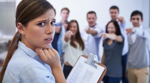 prejuicios-mujere-liderazgo