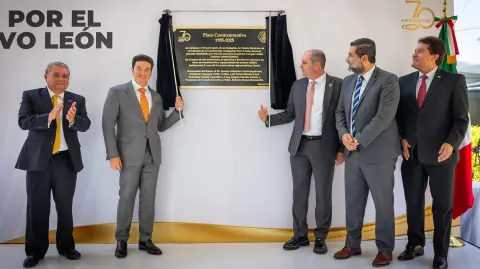 El gobernador de Nuevo León participó en la Celebración del 70 Aniversario de CMIC estatl.