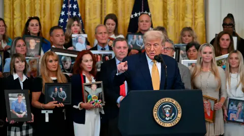 El presidente de Estados Unidos, Donald Trump, firmó la "Ley alto al fentanilo".