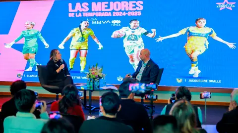 Una selección de 30 jugadoras, procedentes de los 18 equipos, enfrentará a Barcelona Femenil en el estadio Universitario de Nuevo León el viernes 22 de agosto.
