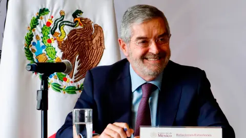 Juan Ramón de la Fuente, secretario de Relaciones Exteriores.