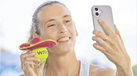 Elise Mertens, tenista.