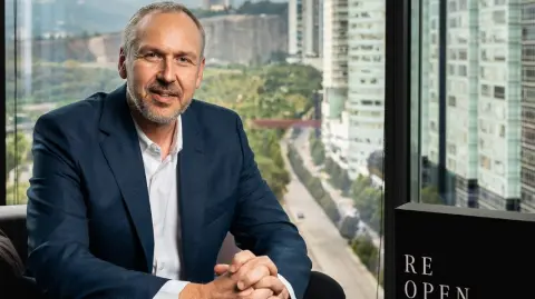 Derrick Halvorsen fue nombrado como nuevo CEO de Mercedes -Benz México