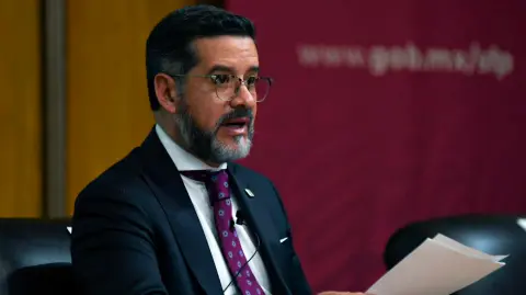 Juan José Serrano Mendoza, exsecretario de la Contraloría General del Gobierno de la Ciudad de México.