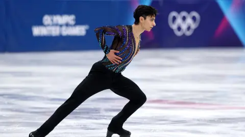 La final masculina contará con figuras de talla mundial, principalmente de Estados Unidos y Japón, potencias históricas del patinaje artístico.